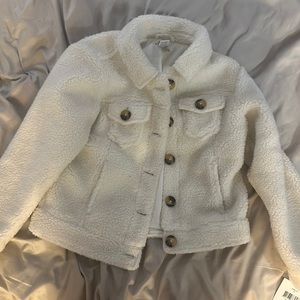 Girls fuzzy sherpa jacket!
